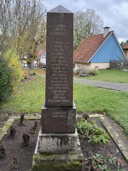 Kriegerdenkmal (Wommen/Herleshausen)